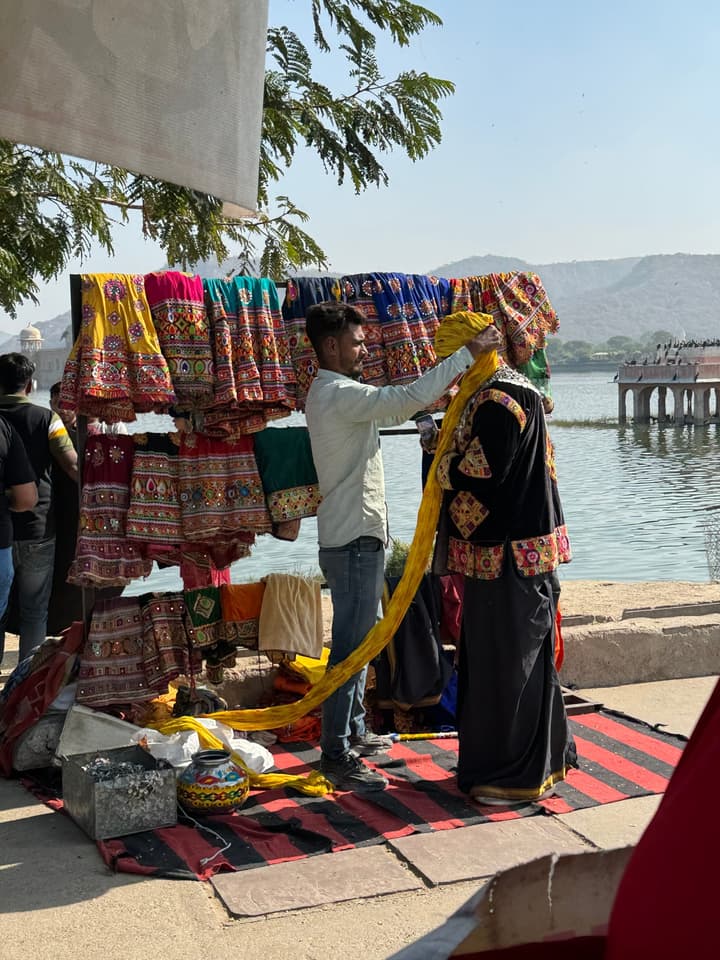 Dress rentals at a picture spot